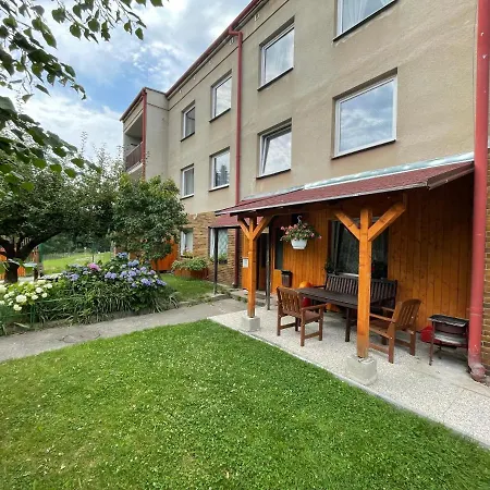 Apartmany Pod Prehradou Хршибска Екстер'єр фото